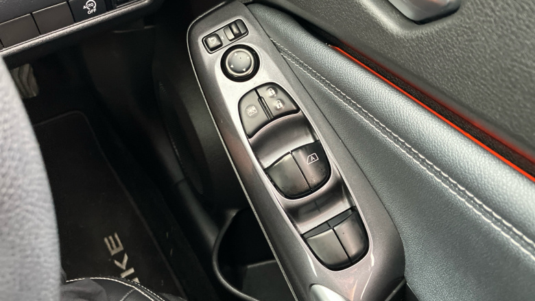 Nissan Juke 1.0 DiG-T 114 Tekna 5dr Petrol Hatchback